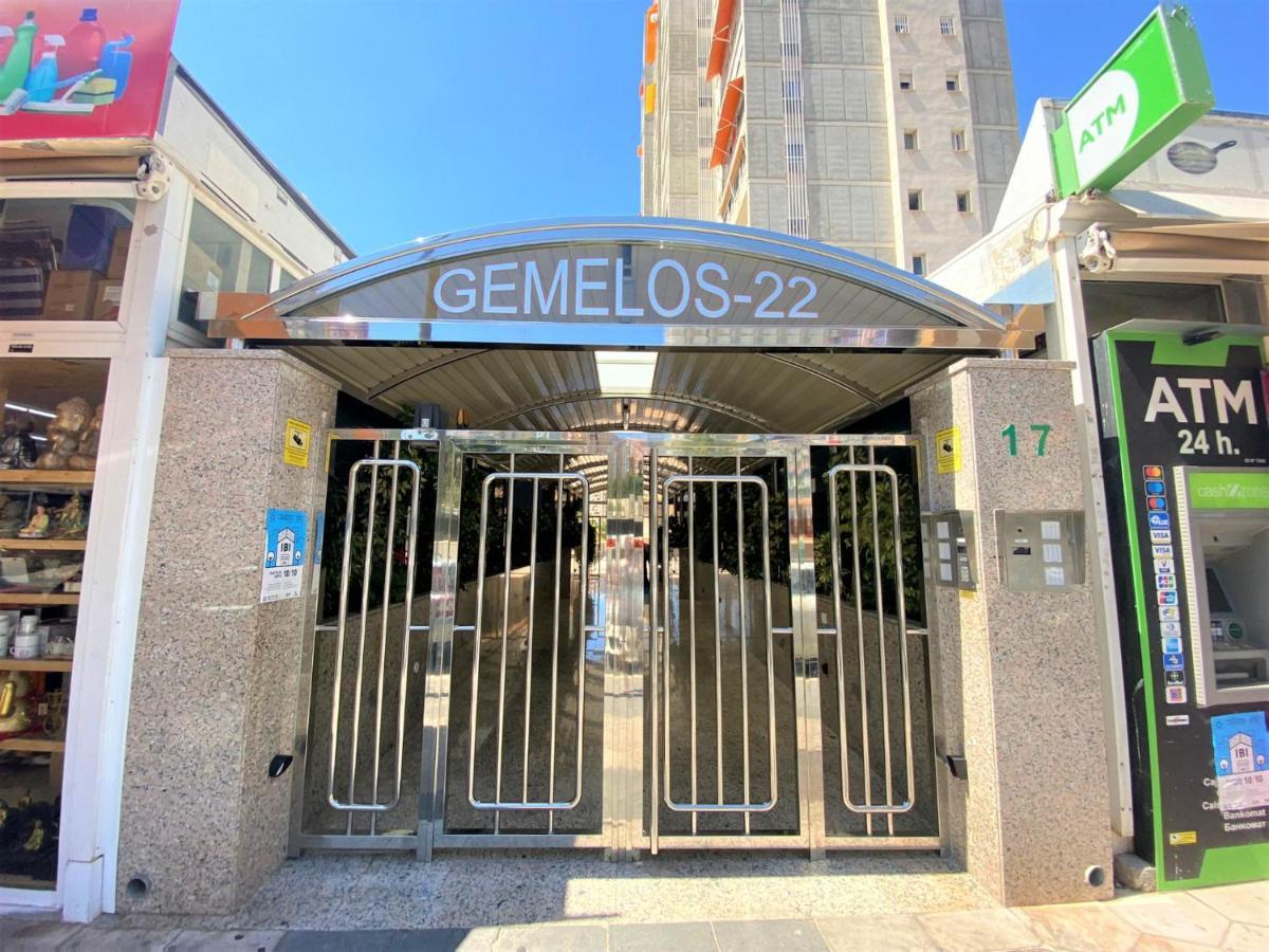 Gemelos 22-1-6 Benidorm Kültér fotó