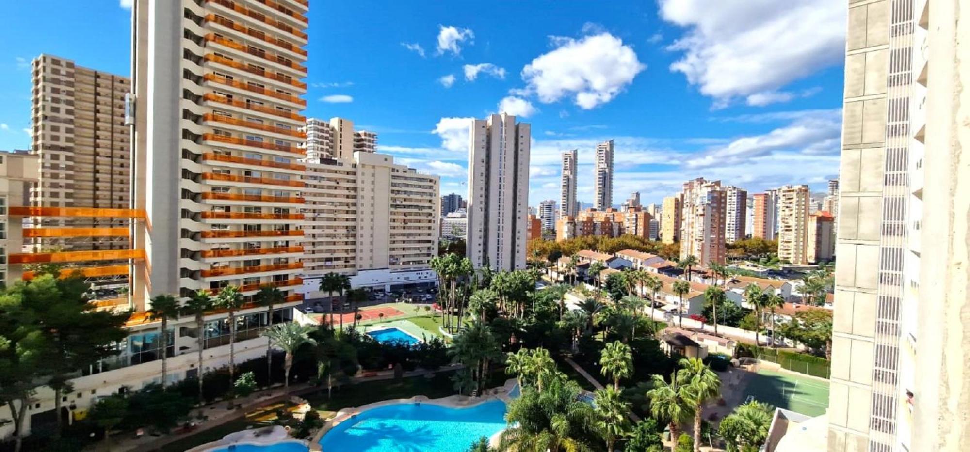 Gemelos 22-1-6 Benidorm Kültér fotó